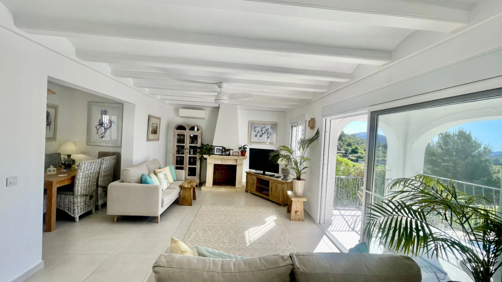 Villa for sale in Benigembla: High specification, fabulous views