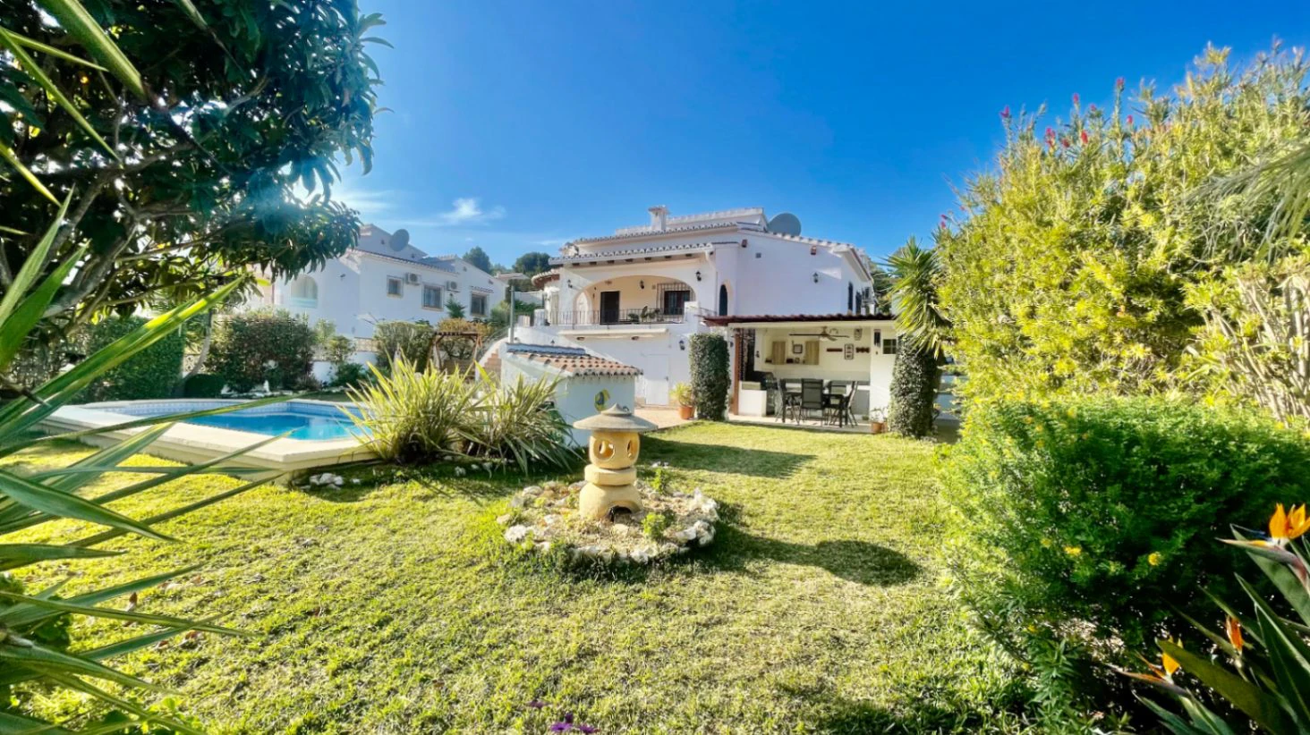 Villa for sale in Pedreguer - Impressive, modern, spectacular views