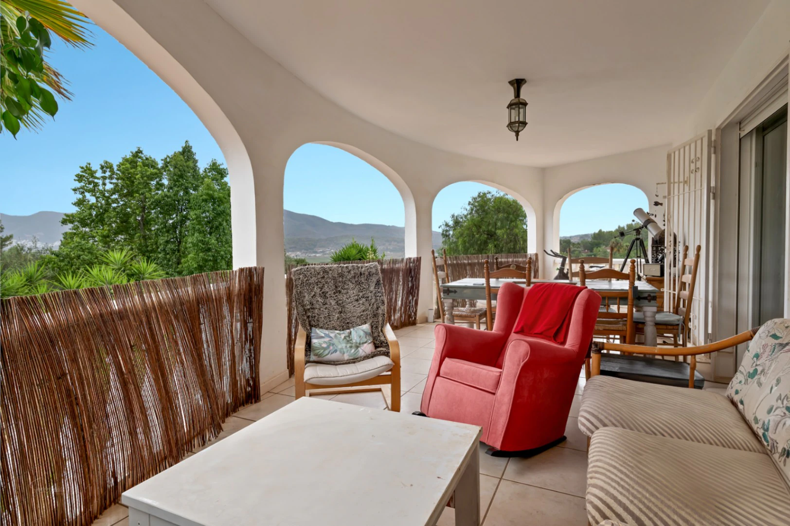 Villa te koop in Lliber:  Multigenerationeel, ruim