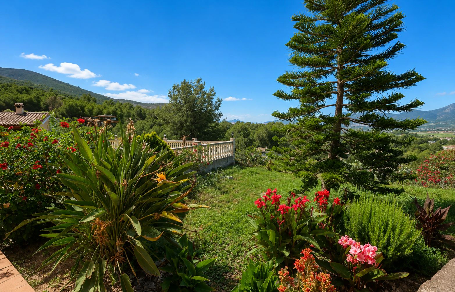 Villa for sale in Lliber: Panoramic views, large plot
