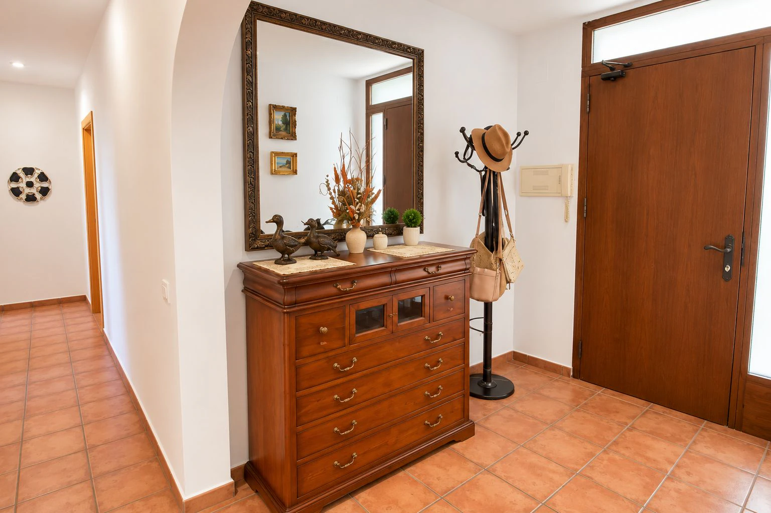 Villa for sale in Lliber: Panoramic views, large plot