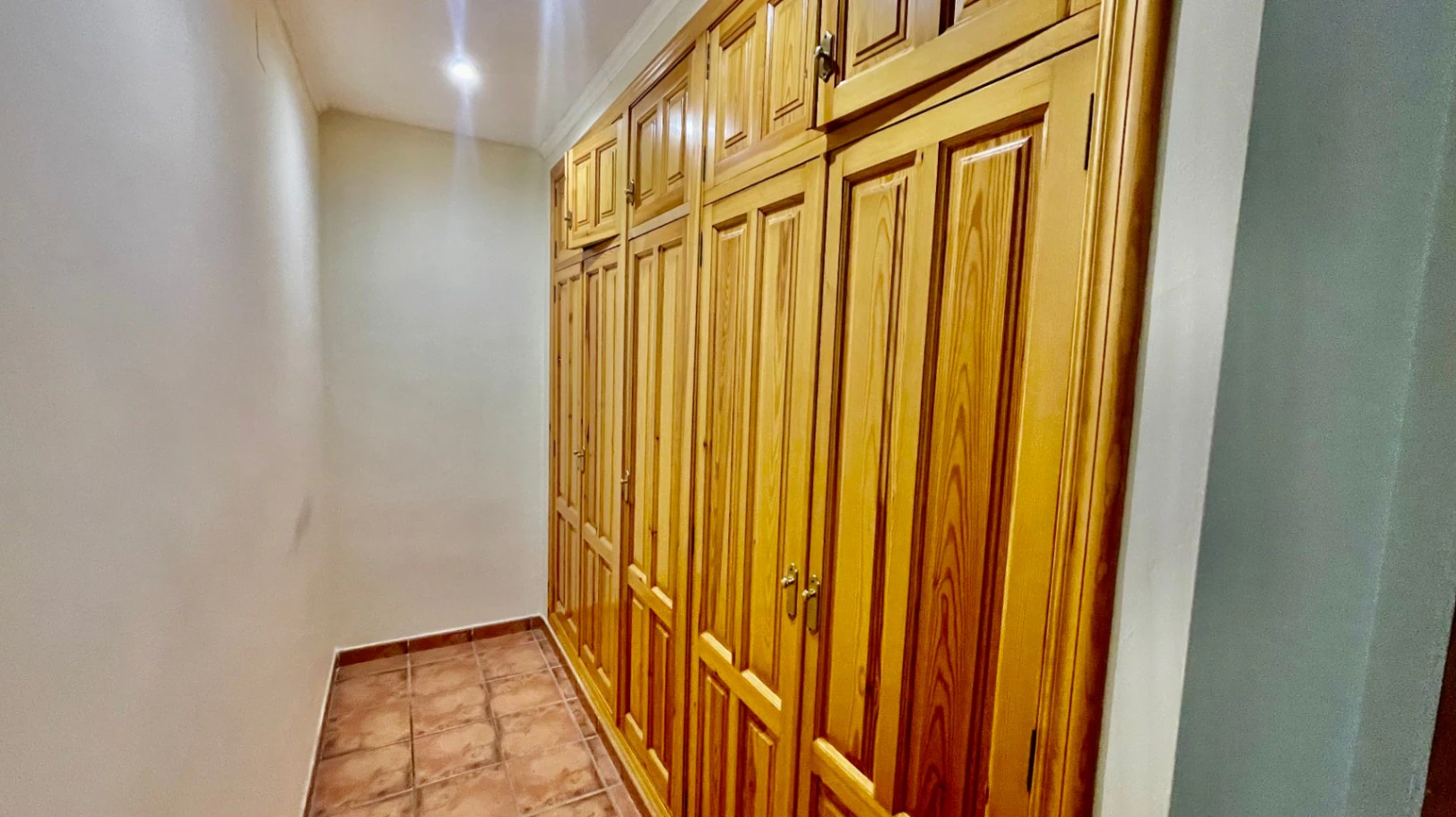 Villa for sale in Lliber: Panoramic views, large plot