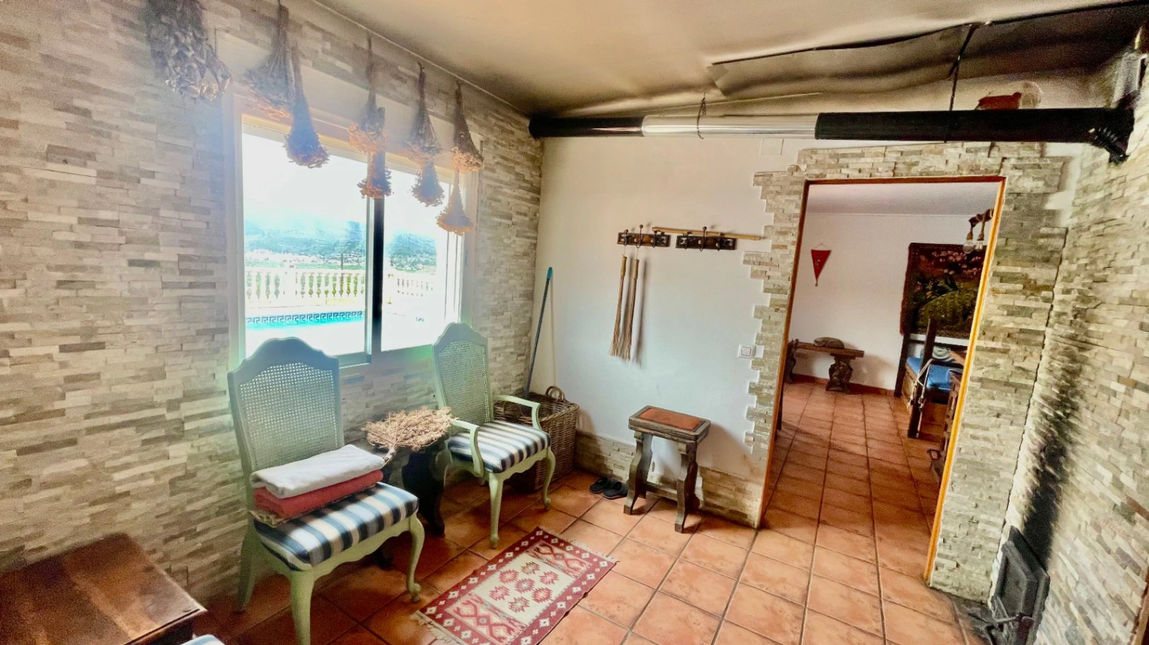 Villa for sale in Lliber: Panoramic views, large plot