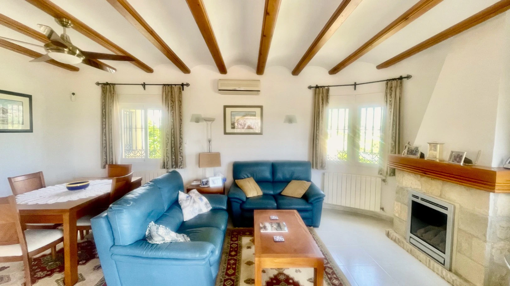 Villa for sale in Orba: Panoramic valley views