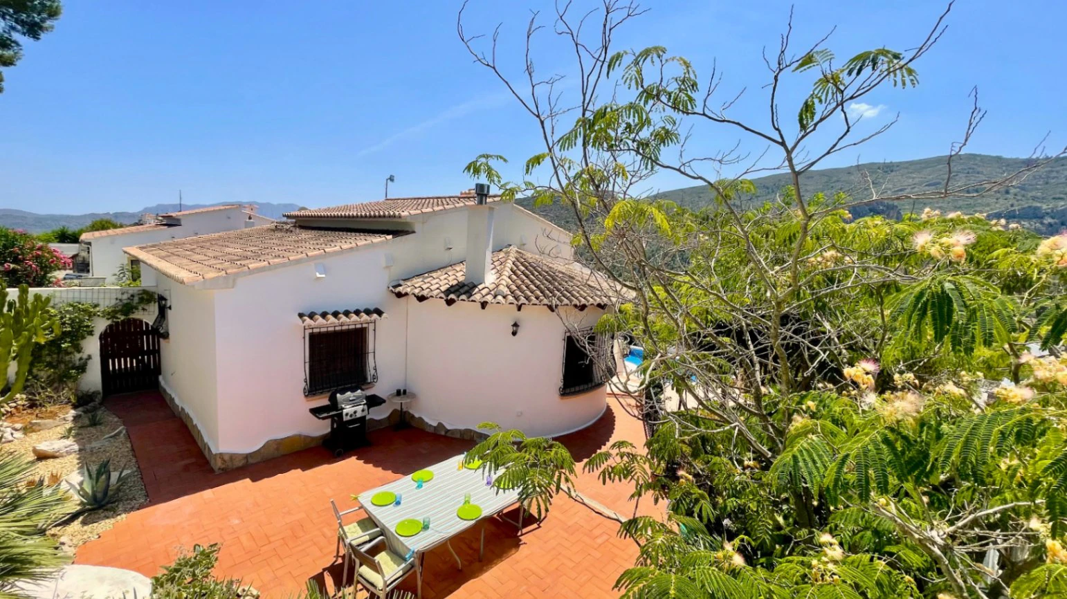 Villa te koop in Pedreguer - Privé, modern, panoramisch uitzicht
