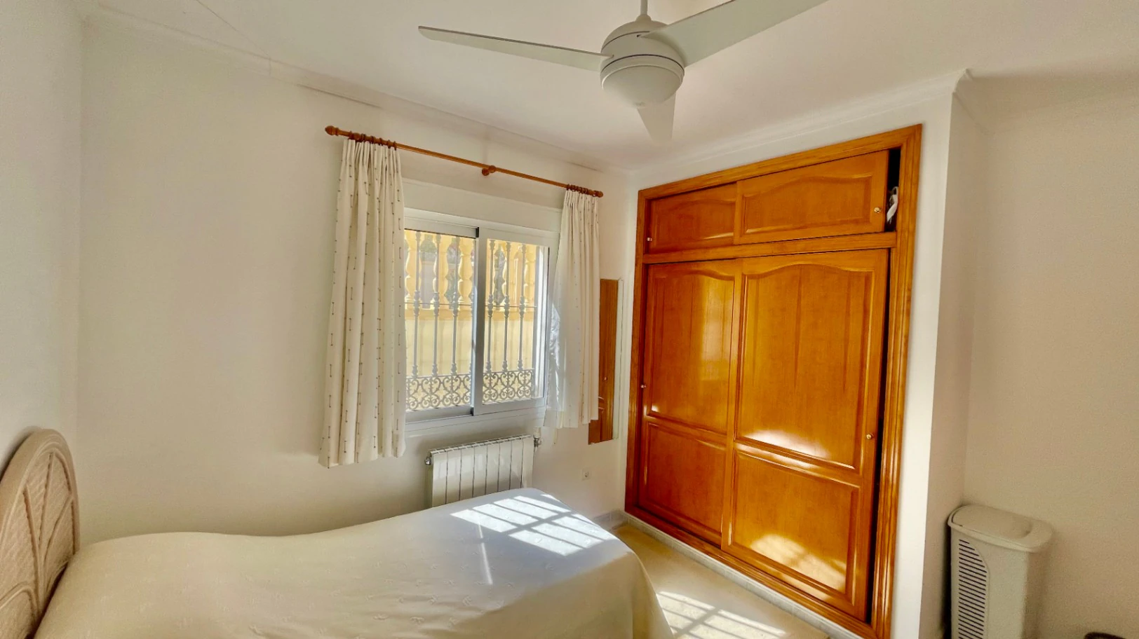 Villa for sale in Orba: Panoramic valley views