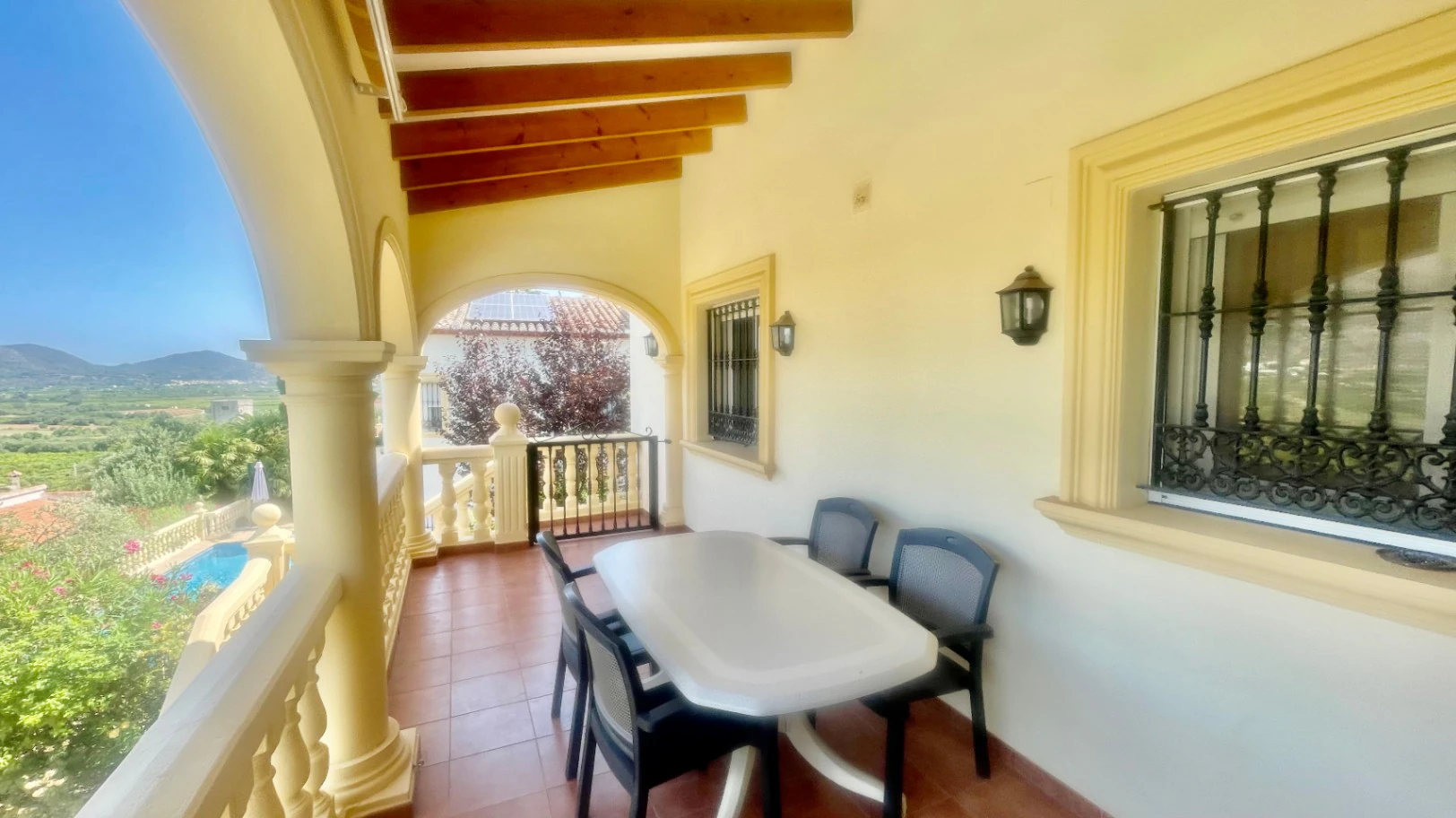 Villa for sale in Orba: Panoramic valley views