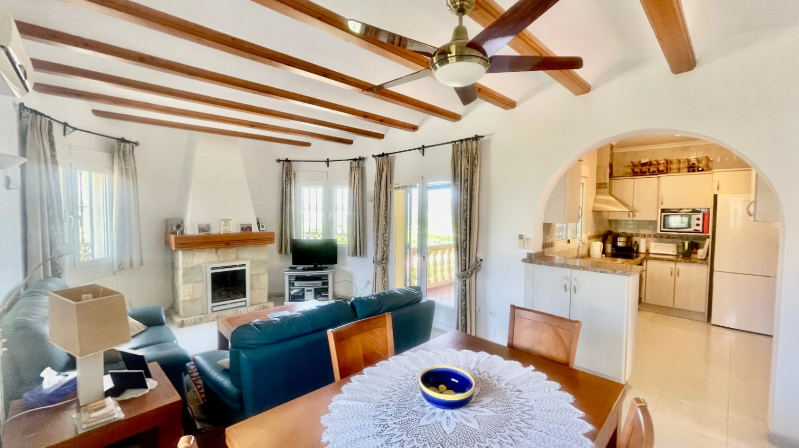 Villa for sale in Orba: Panoramic valley views