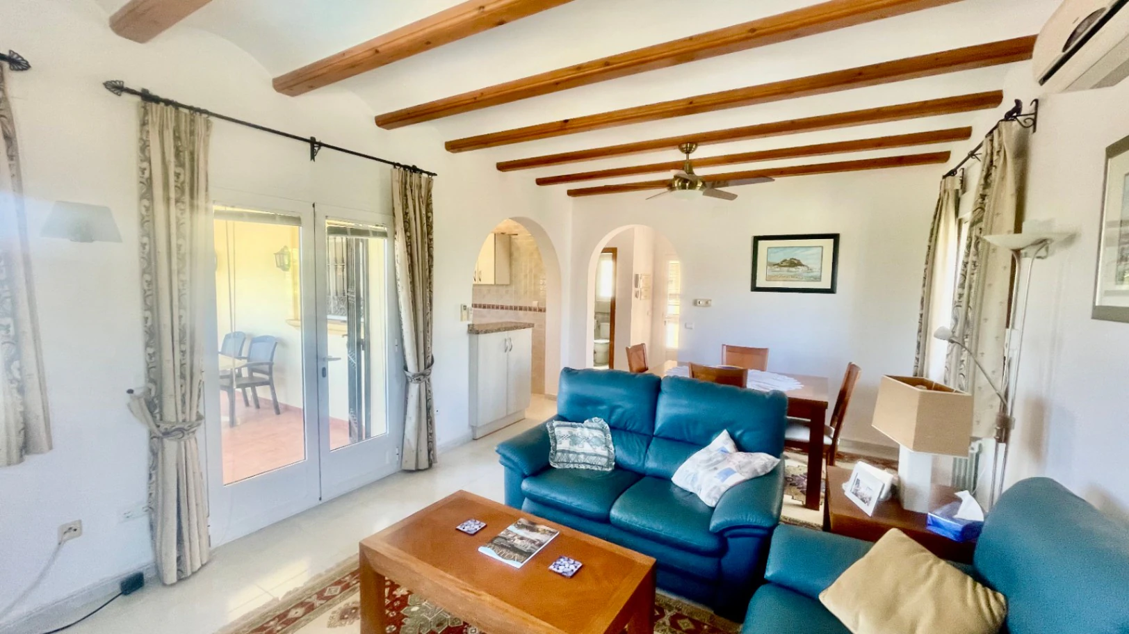 Villa for sale in Orba: Panoramic valley views