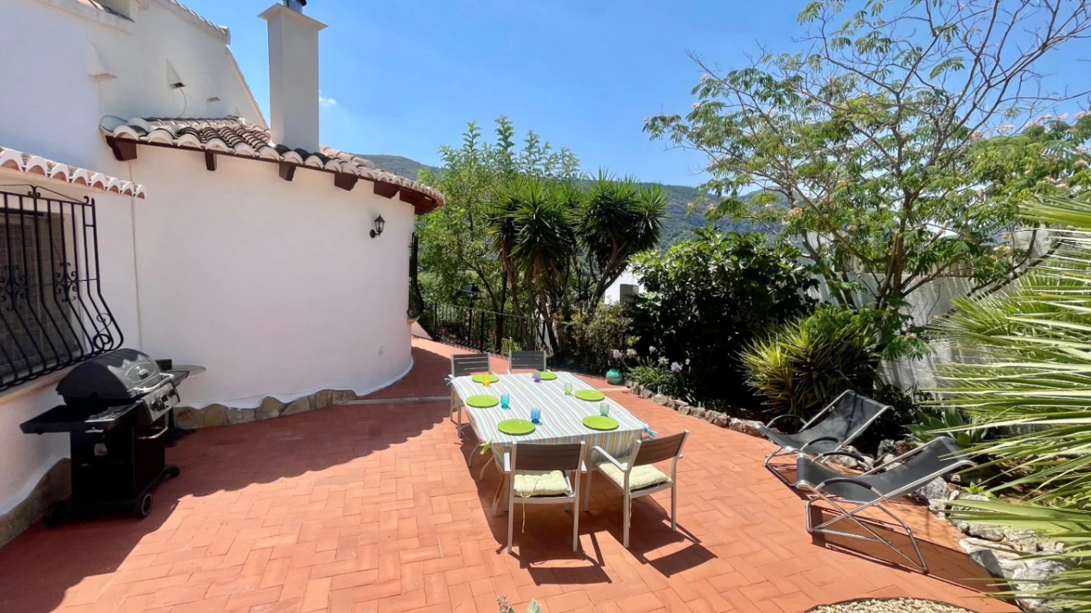 Villa for sale in Pedreguer - Private, modern, panoramic views