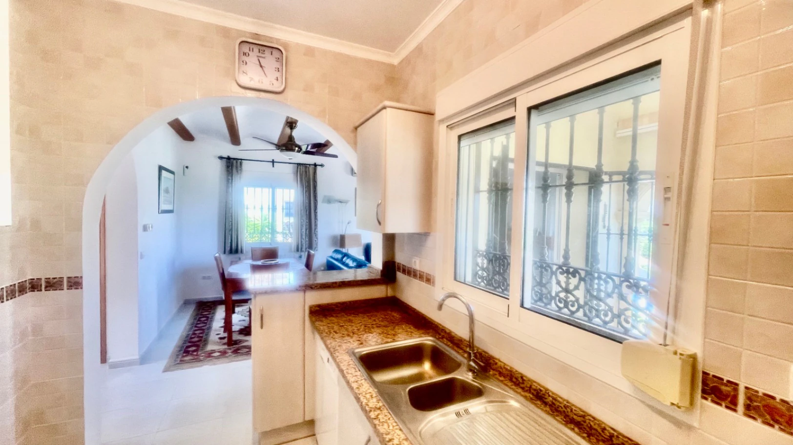 Villa for sale in Orba: Panoramic valley views