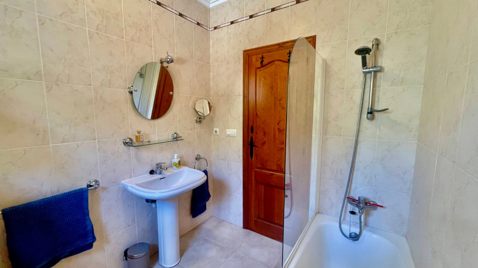 Villa for sale in Pedreguer - Private, modern, panoramic views