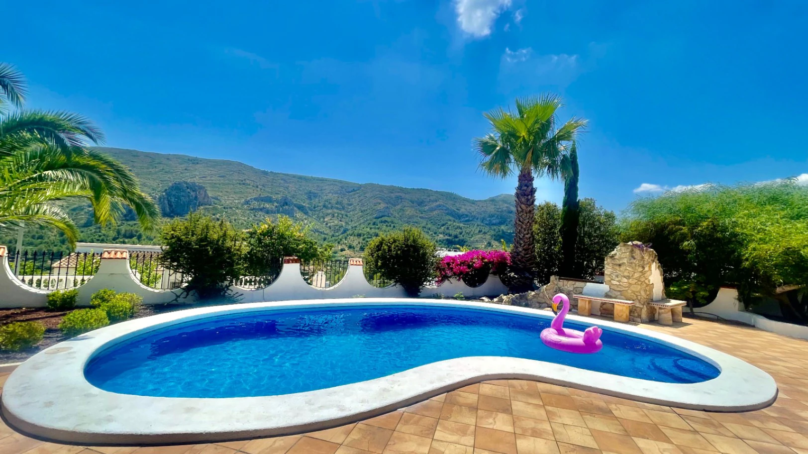 Villa for sale in Pedreguer - Private, modern, panoramic views