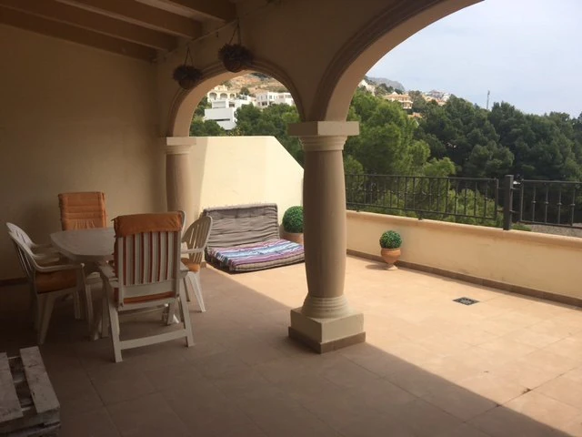 Chalet adosado en la lujosa urbanización de Altea Hills