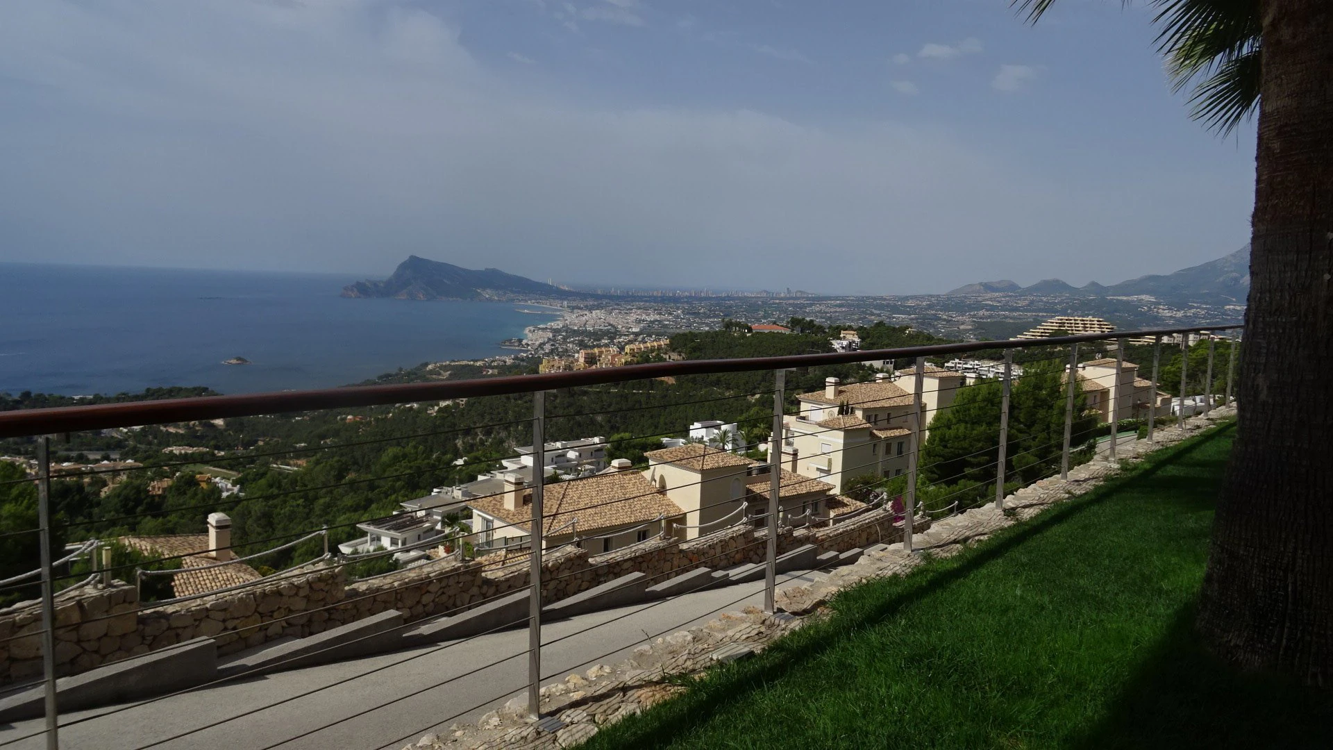 Descomunal apartamento de lujo con vistas panorámicas sobre la Bahía de Altea