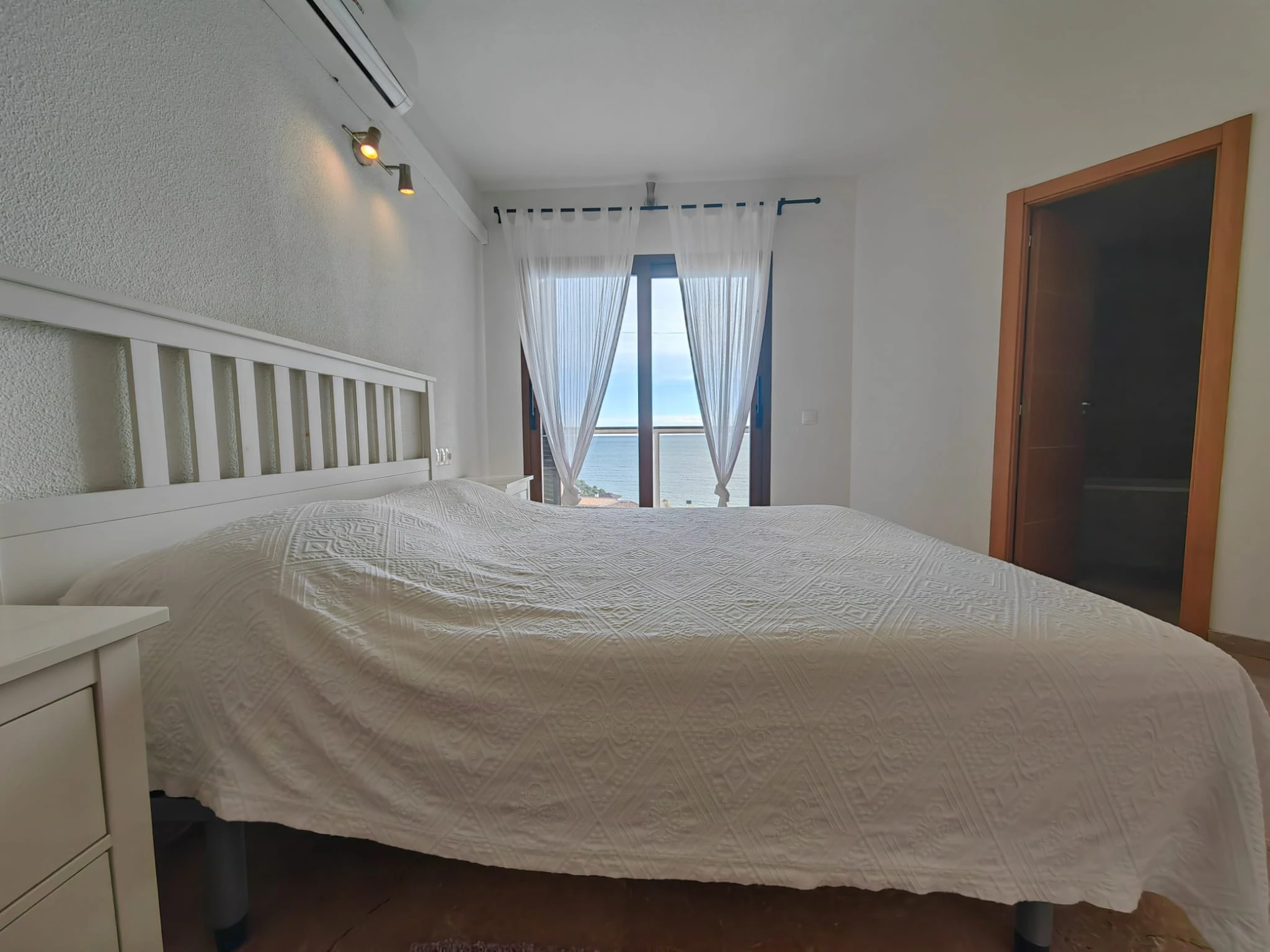 Apartamento en primera línea con espectaculares vistas en Mascarat