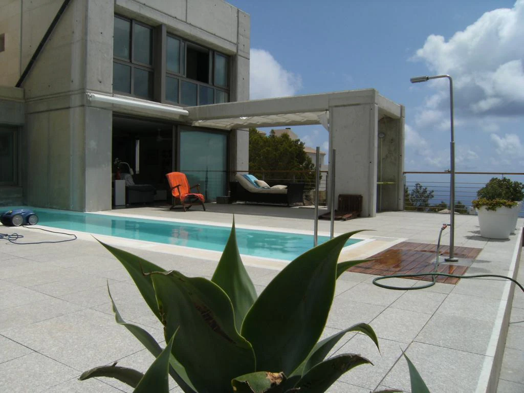 Villa moderna con impresionantes vistas panorámicas en Altea Hills
