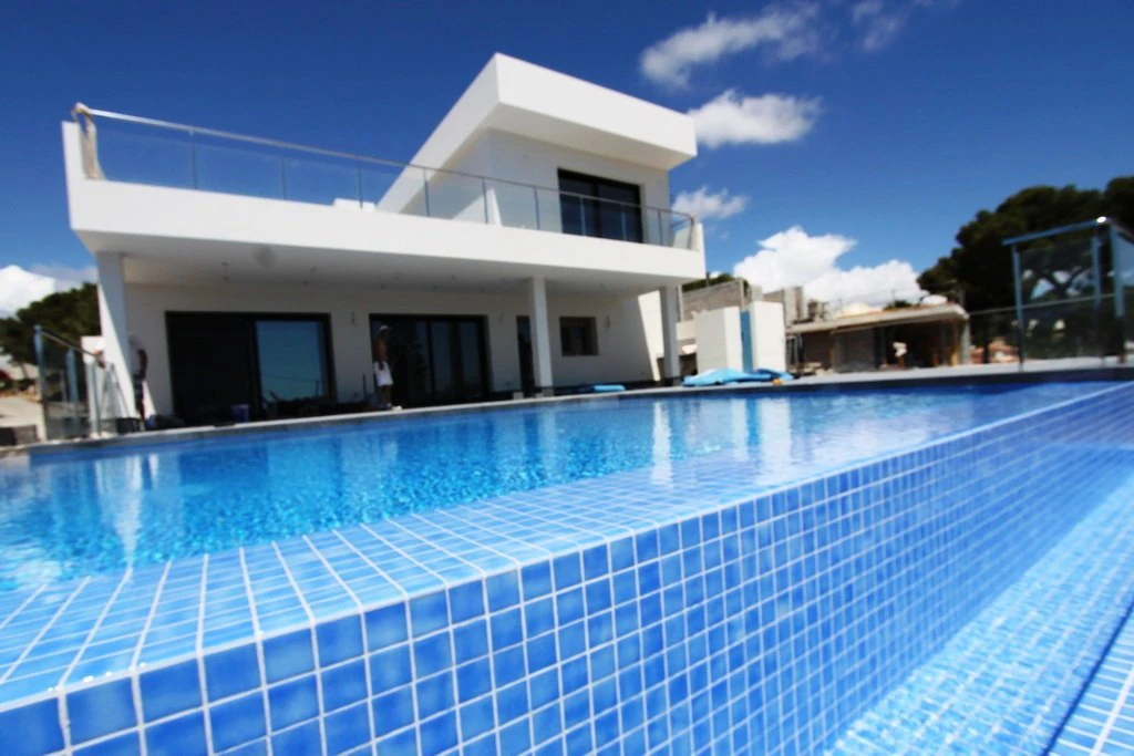 Villa de diseño moderno en Moraira.