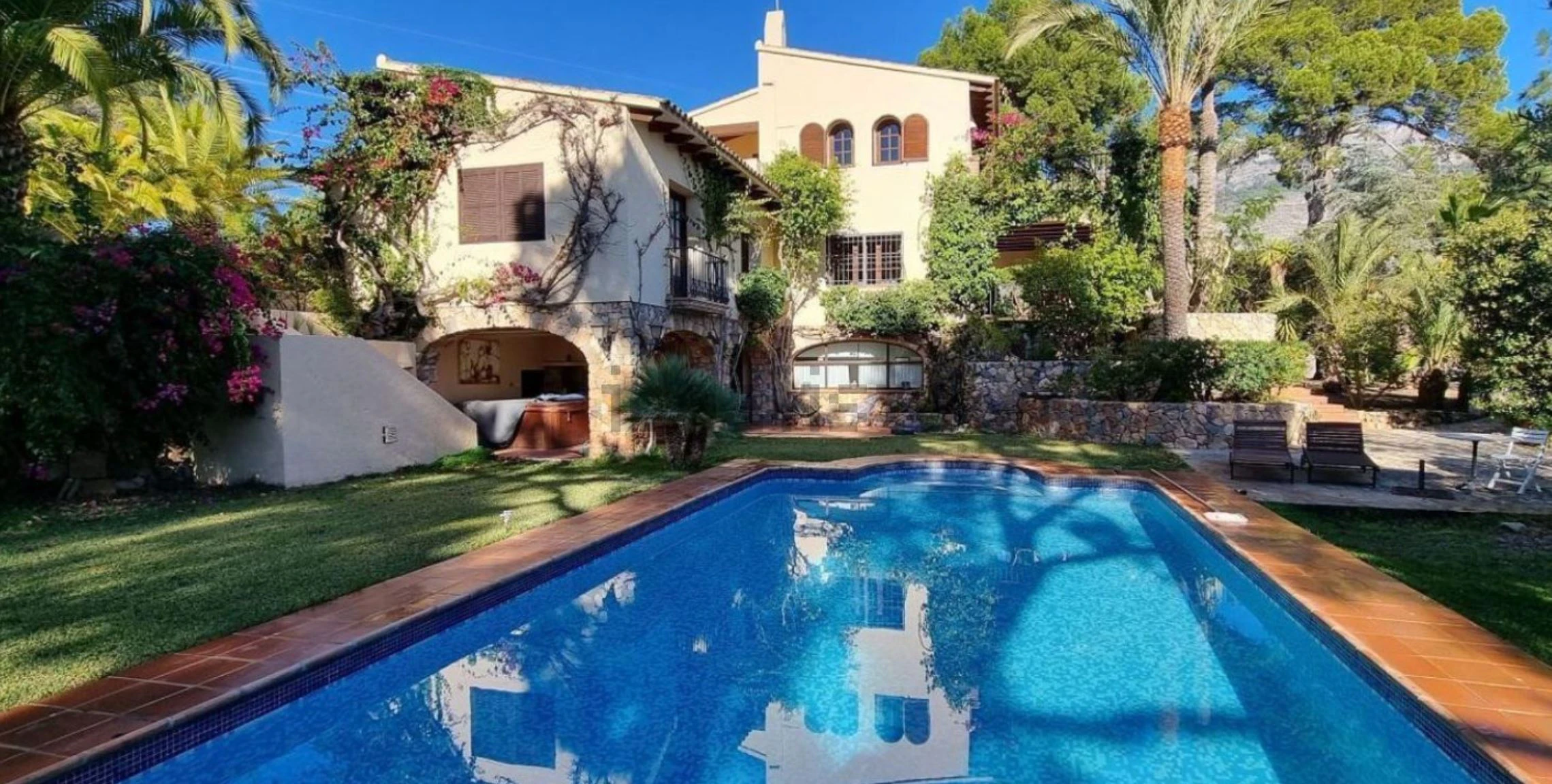 Chalet independiente en venta en Altea la Vella