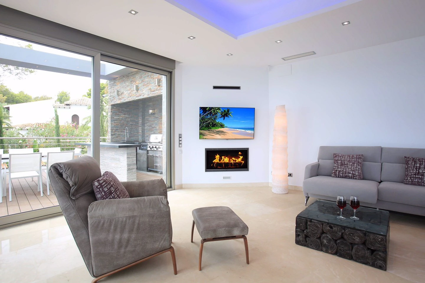 Villa en primera línea al mar en Altea