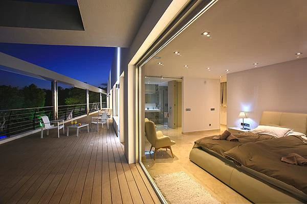 Villa en primera línea al mar en Altea