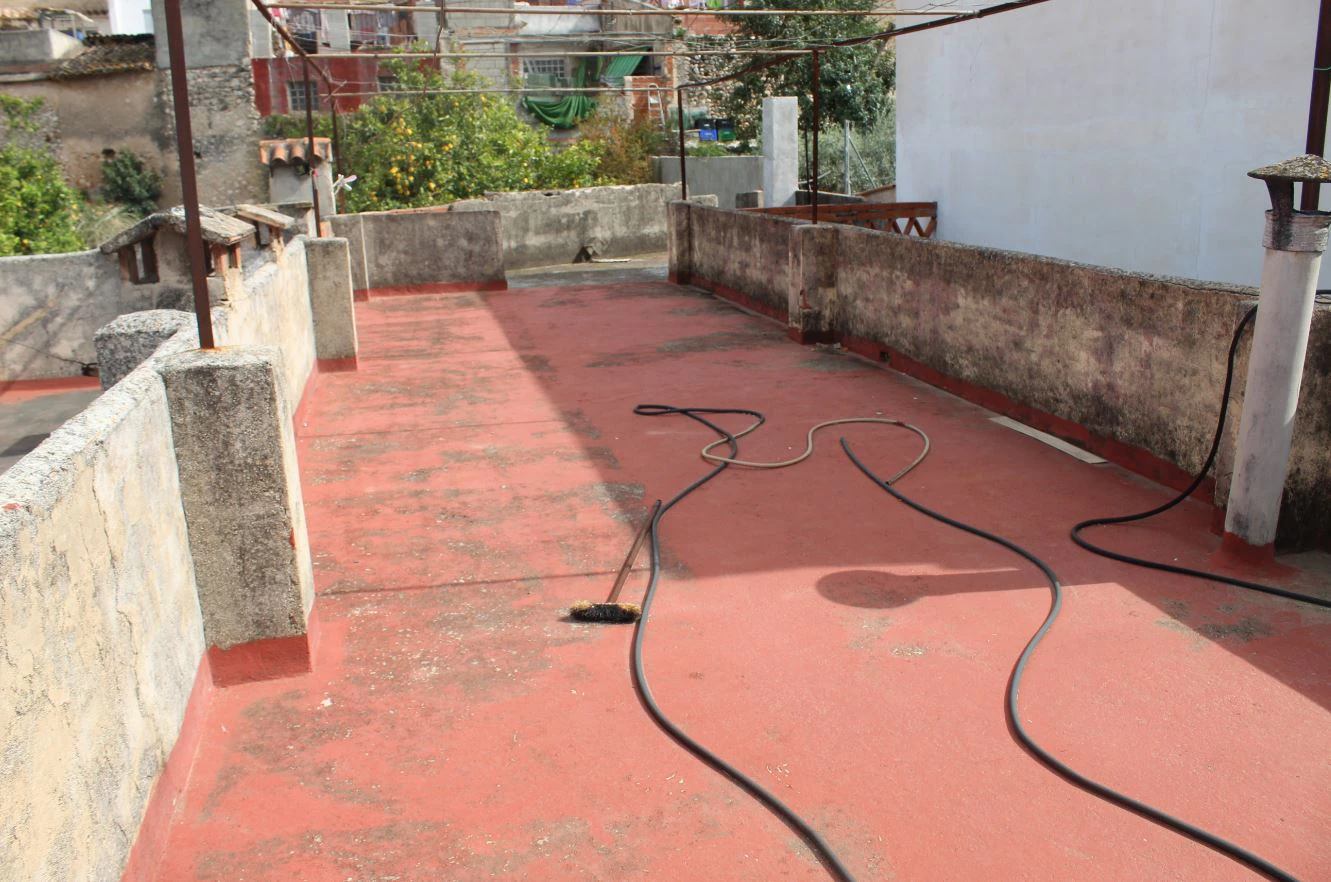 Casa de pueblo con jardín interior en Pego