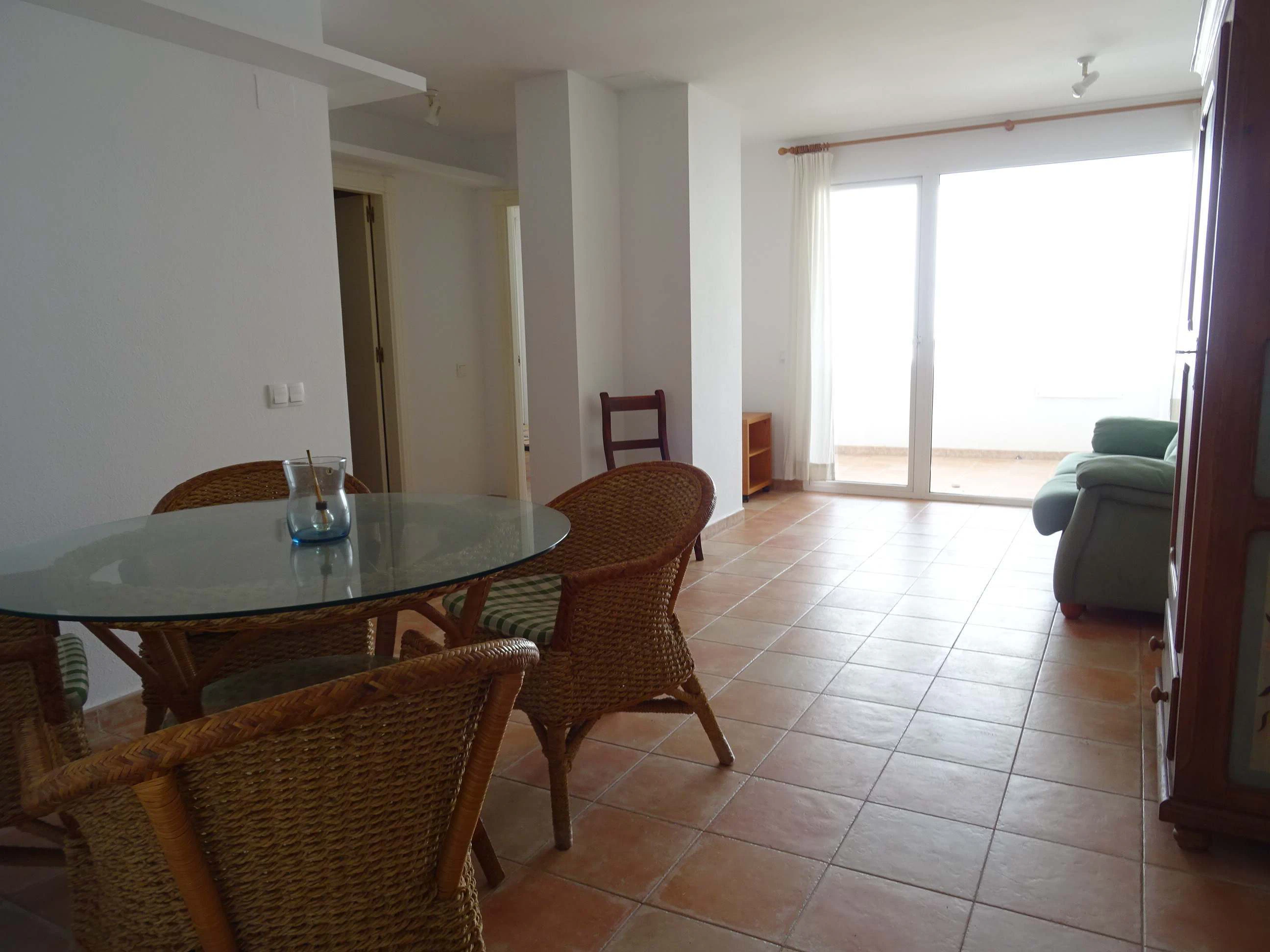 Precioso apartamento con vistas al mar en Cap Negret