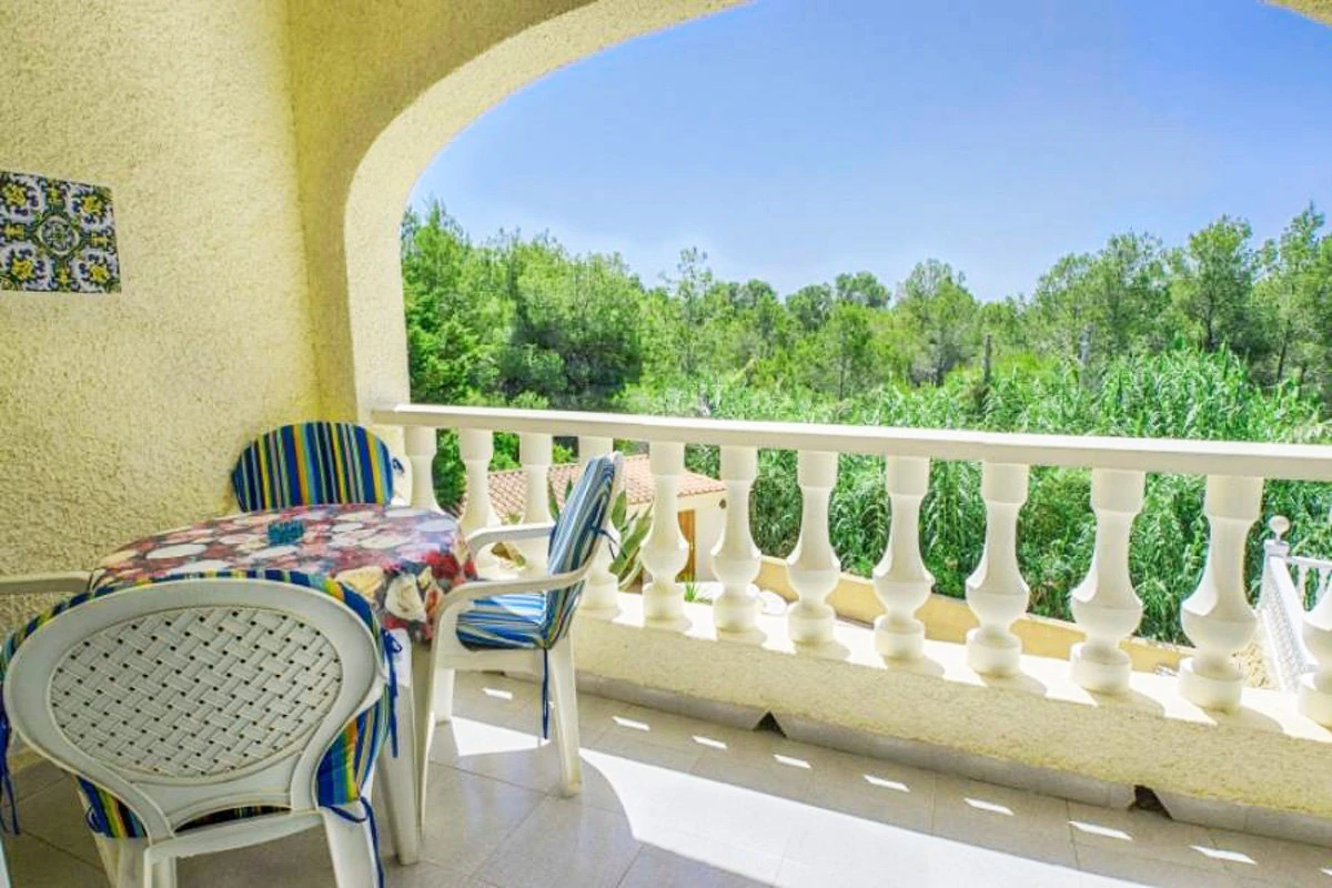 Hermosa Villa con un jardín de ensueño en La Nucia