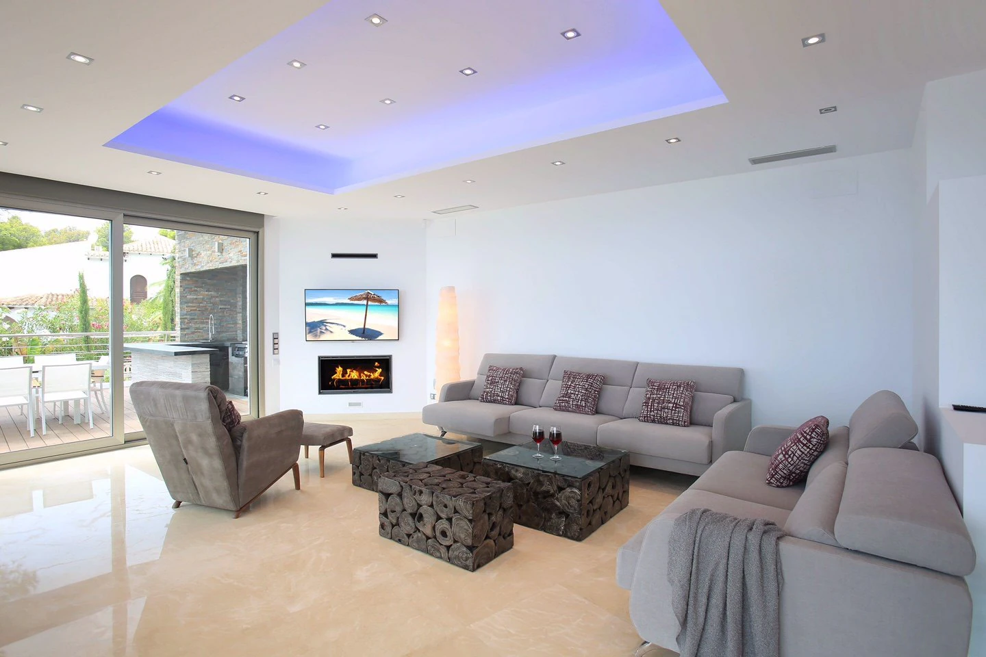 Villa en primera línea al mar en Altea