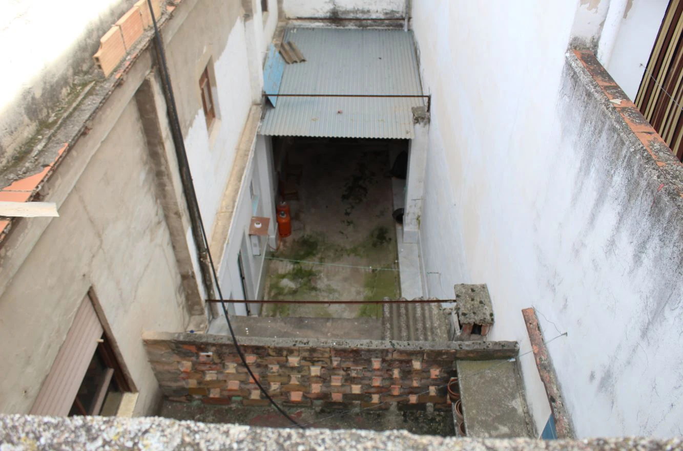 Casa de pueblo con jardín interior en Pego