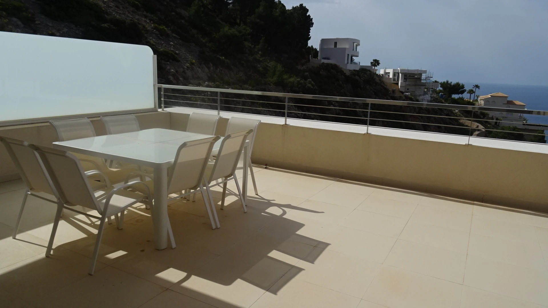 Descomunal apartamento de lujo con vistas panorámicas sobre la Bahía de Altea