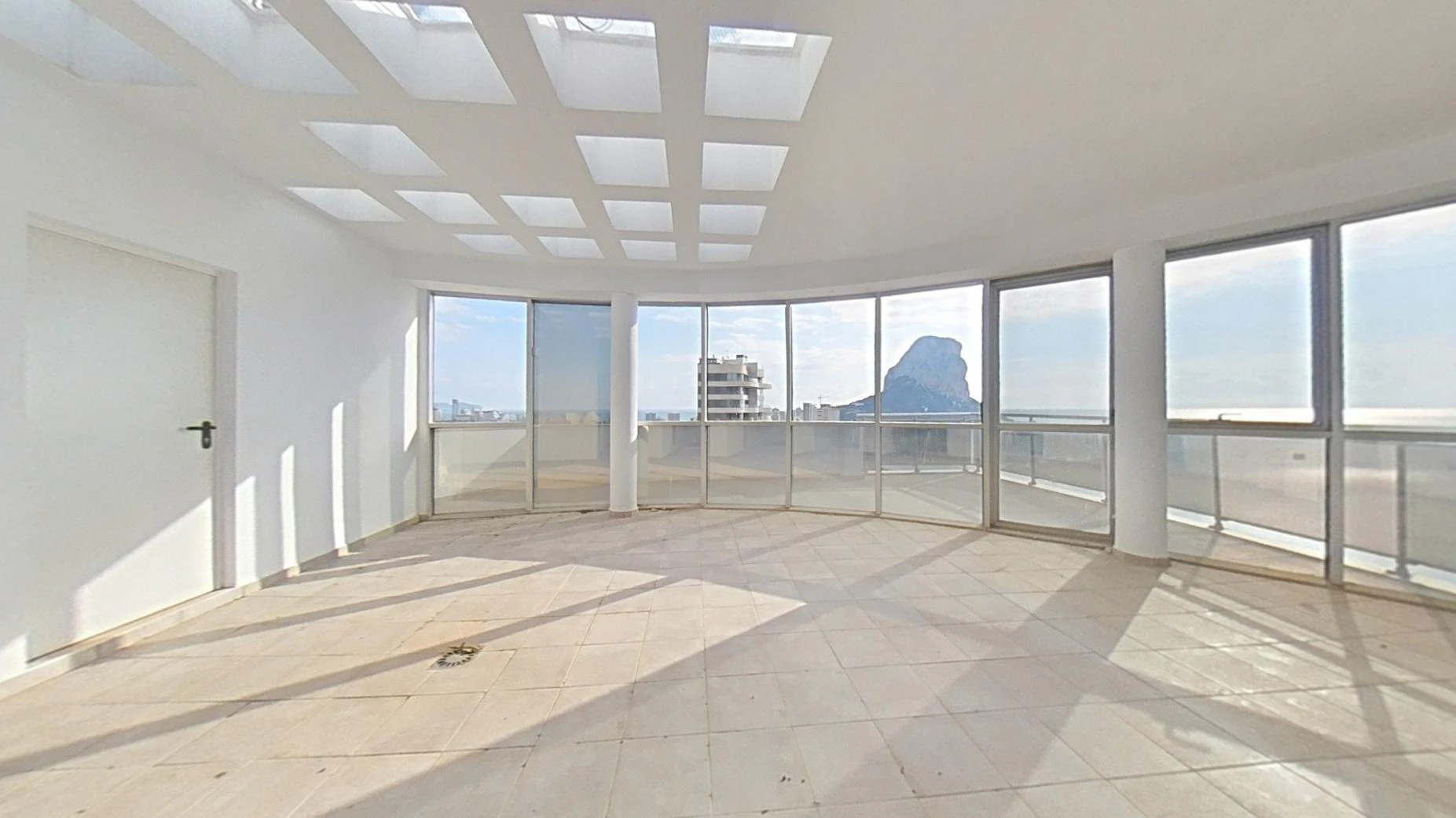Espectacular Ático-Dúplex en primera línea de playa de Calpe