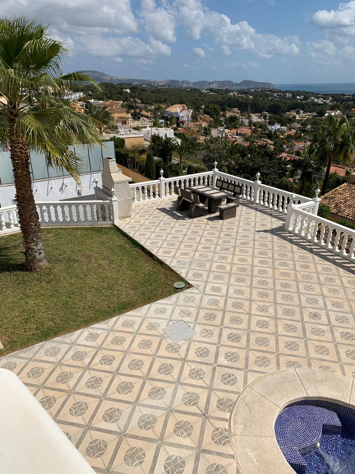 Chalet independiente en venta en Tossal de la Cometa