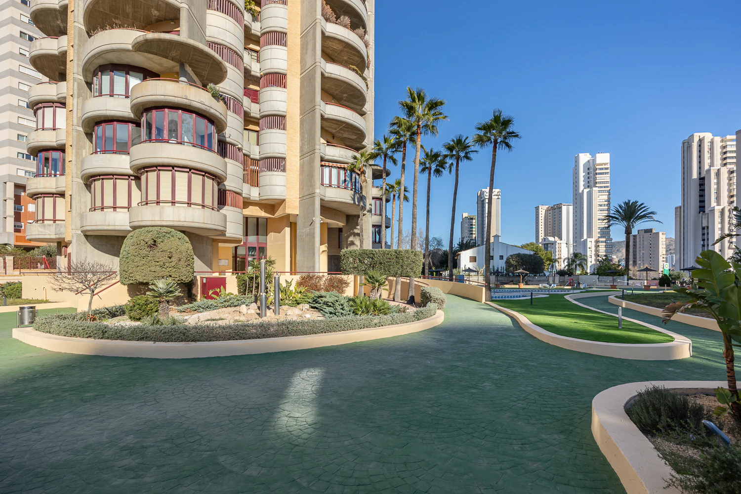 Espectacular piso de lujo en Edificio Negurigane