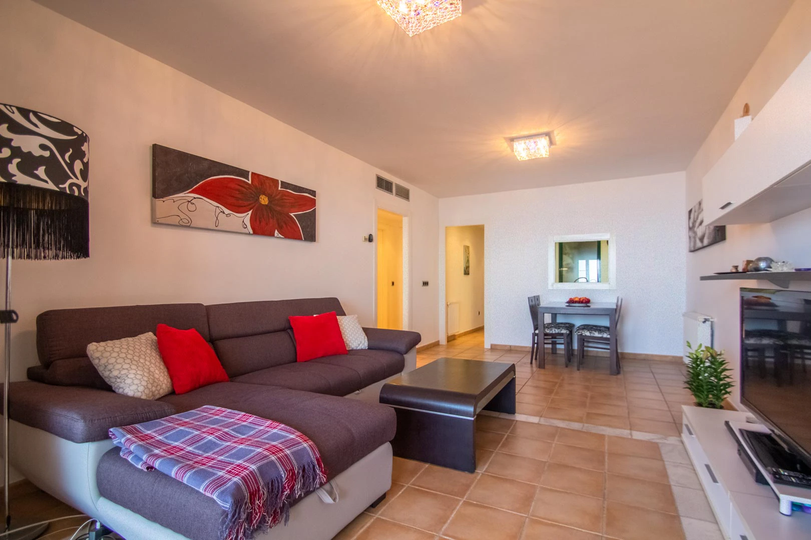 Bonito apartamento en primera línea de Mascarat