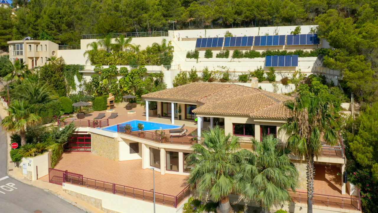 Colosal Chalet en Santa Clara
