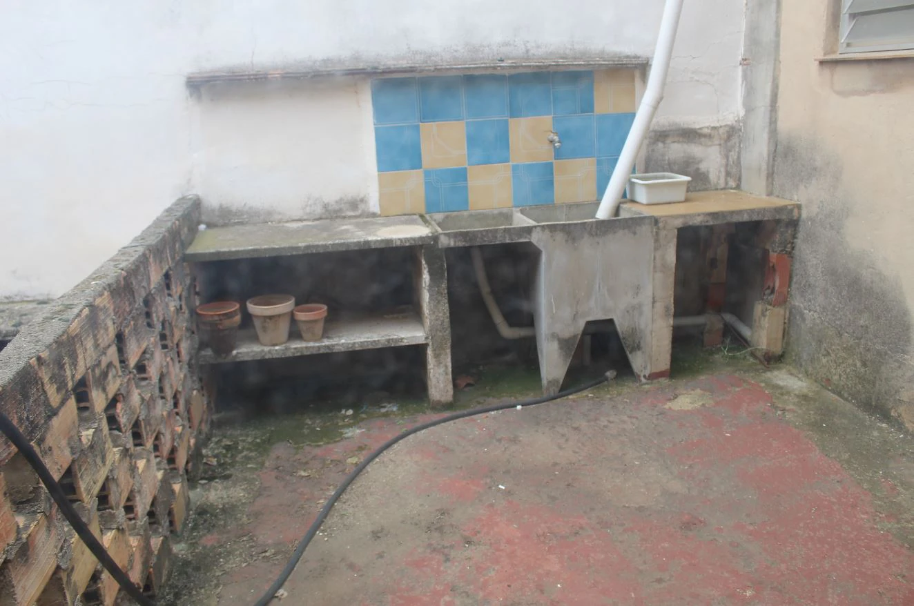 Casa de pueblo con jardín interior en Pego