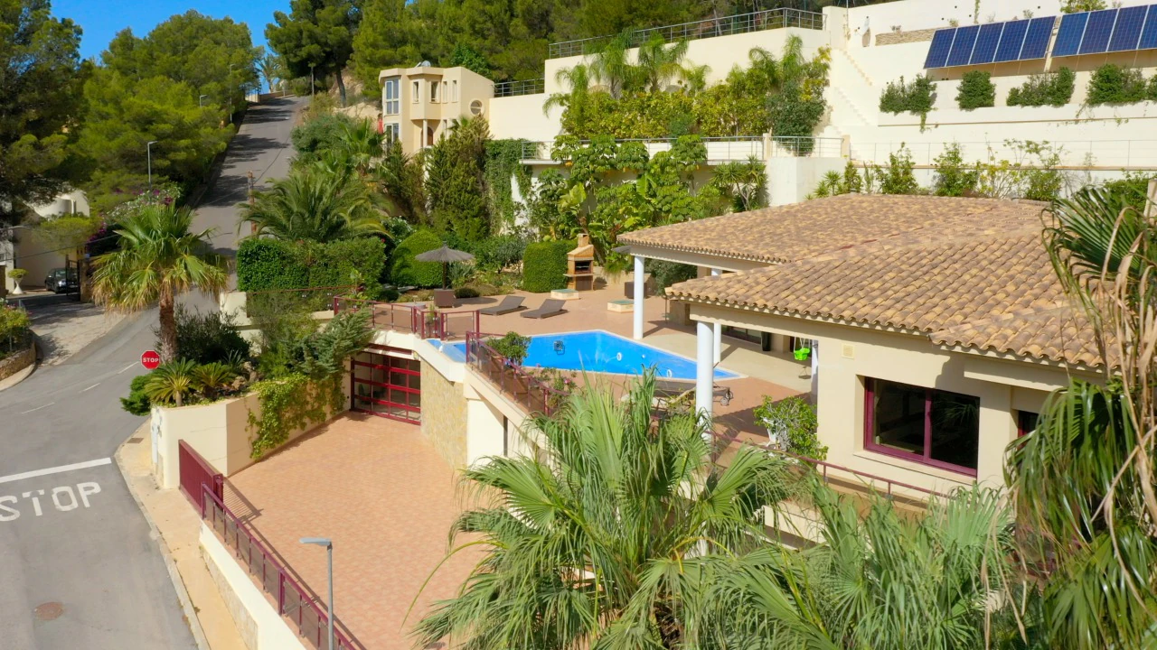 Colosal Chalet en Santa Clara