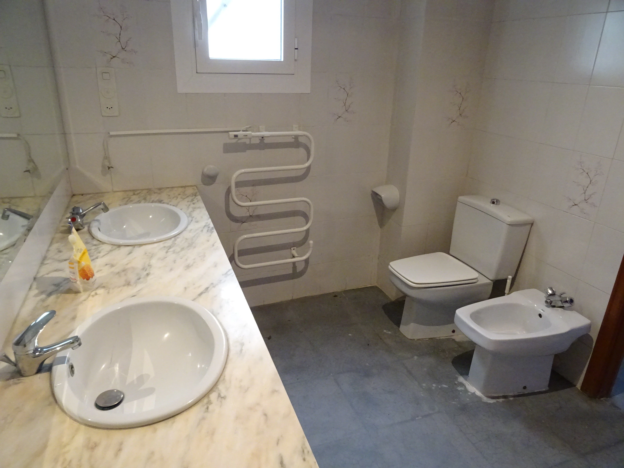 Gran apartamento en primera línea en zona muy exclusiva