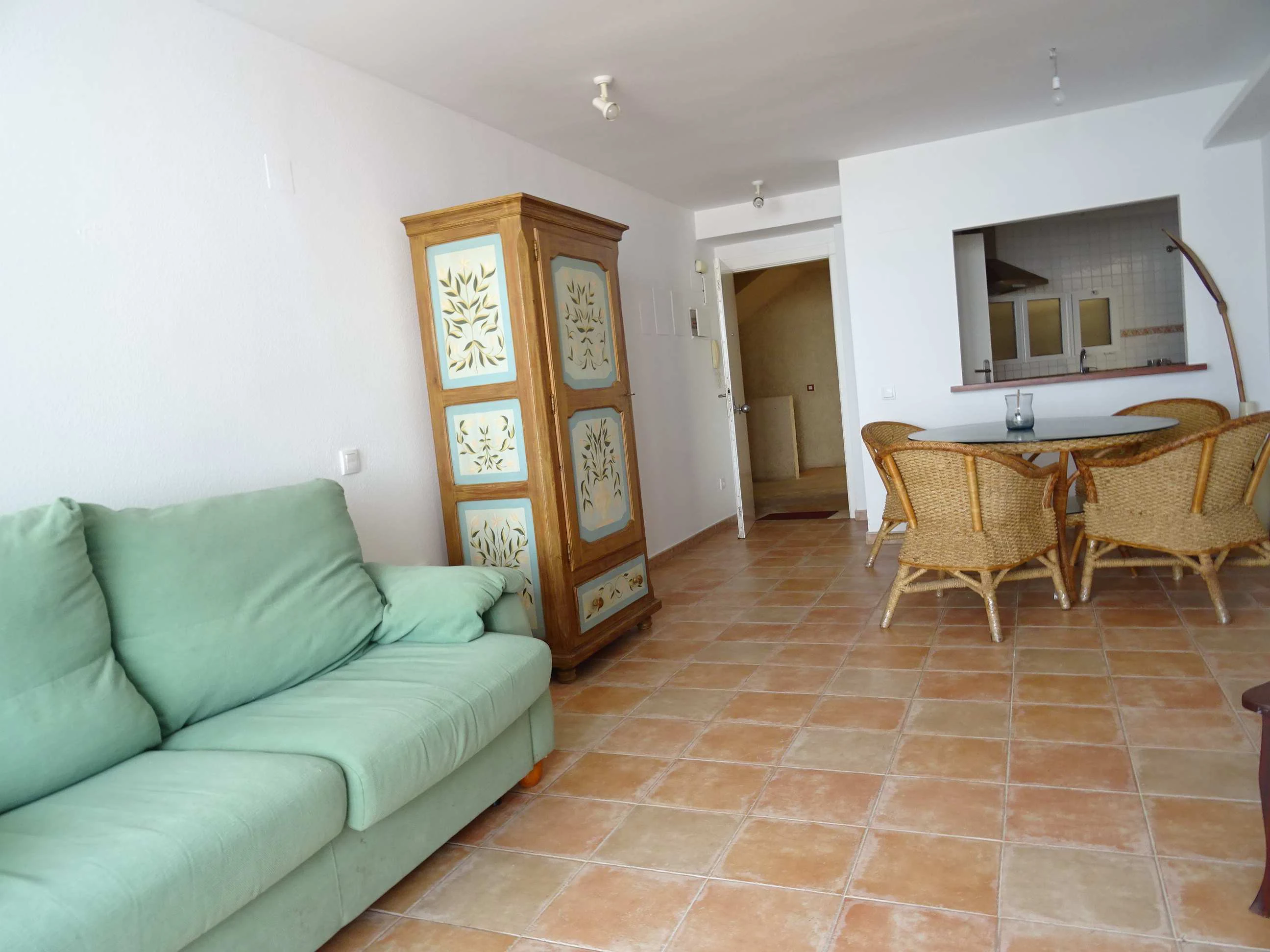 Precioso apartamento con vistas al mar en Cap Negret