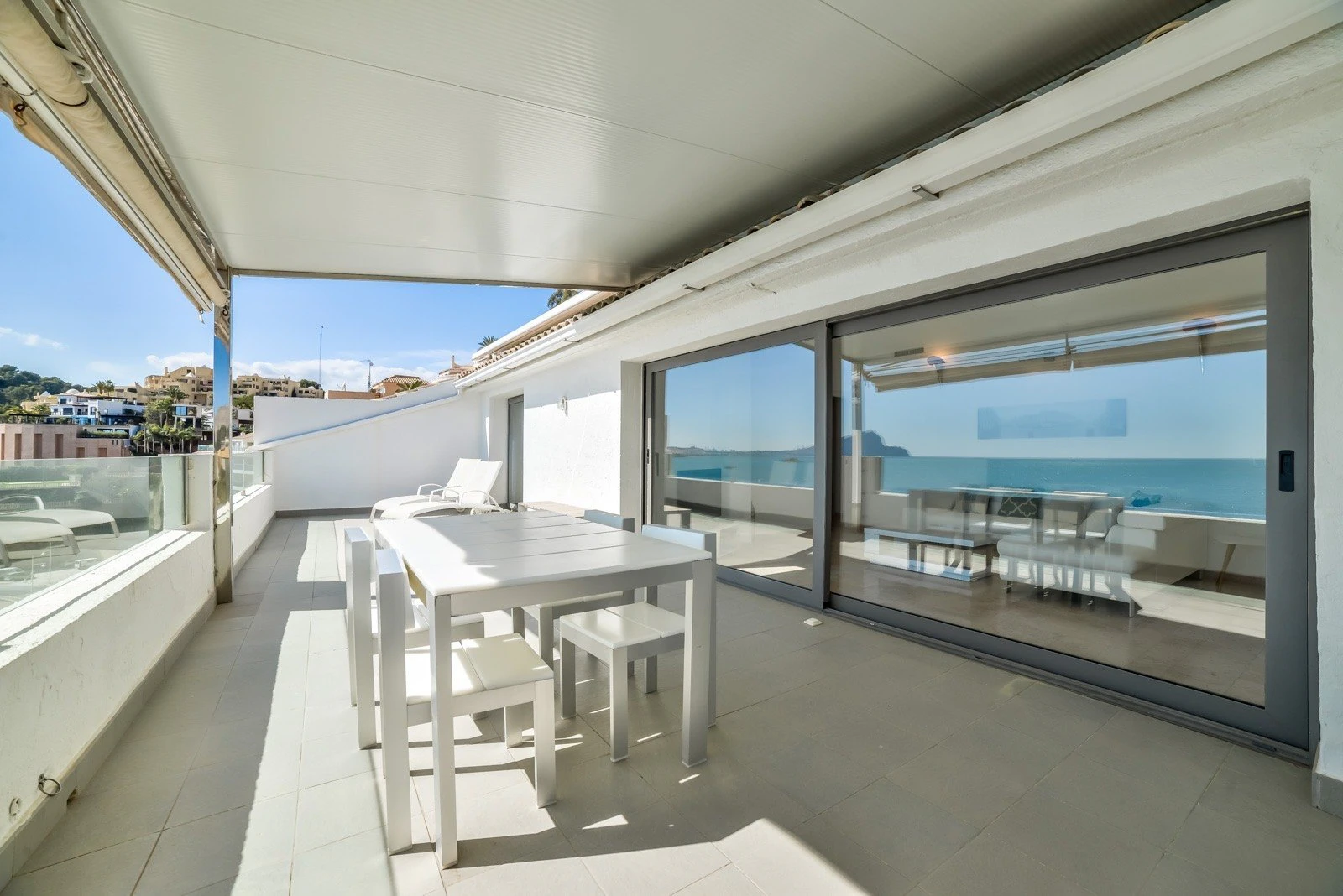Descomunal ático de lujo con vistas panorámicas en Altea