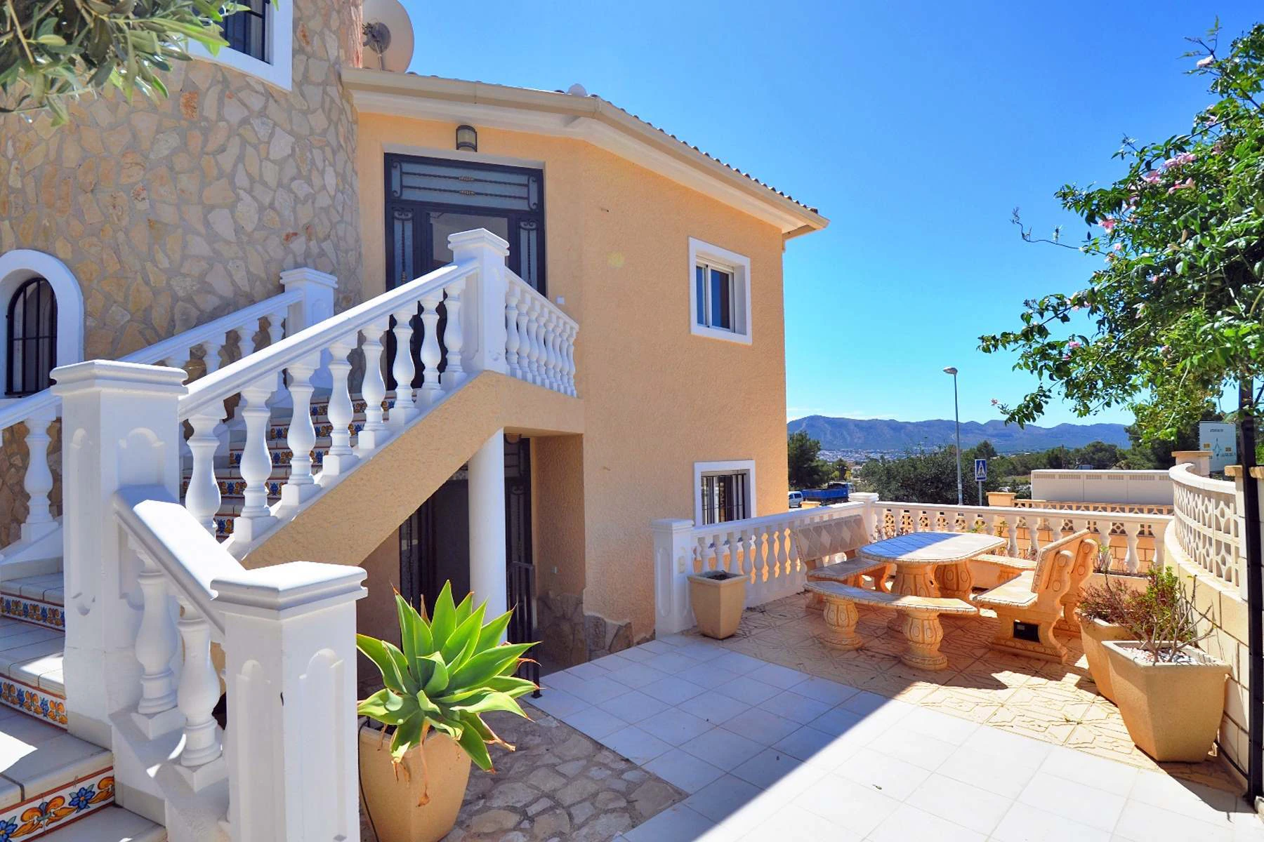 Gran Villa con vistas de ensueño en La Nucia