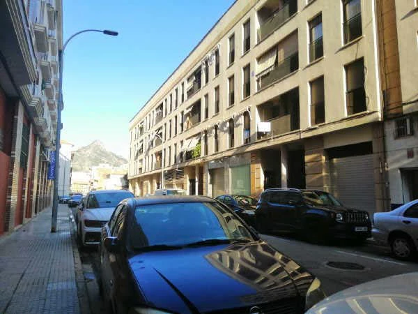Local comercial en Gandía