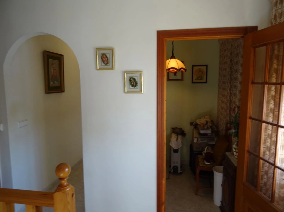 Amplia casa de pueblo en Calpe