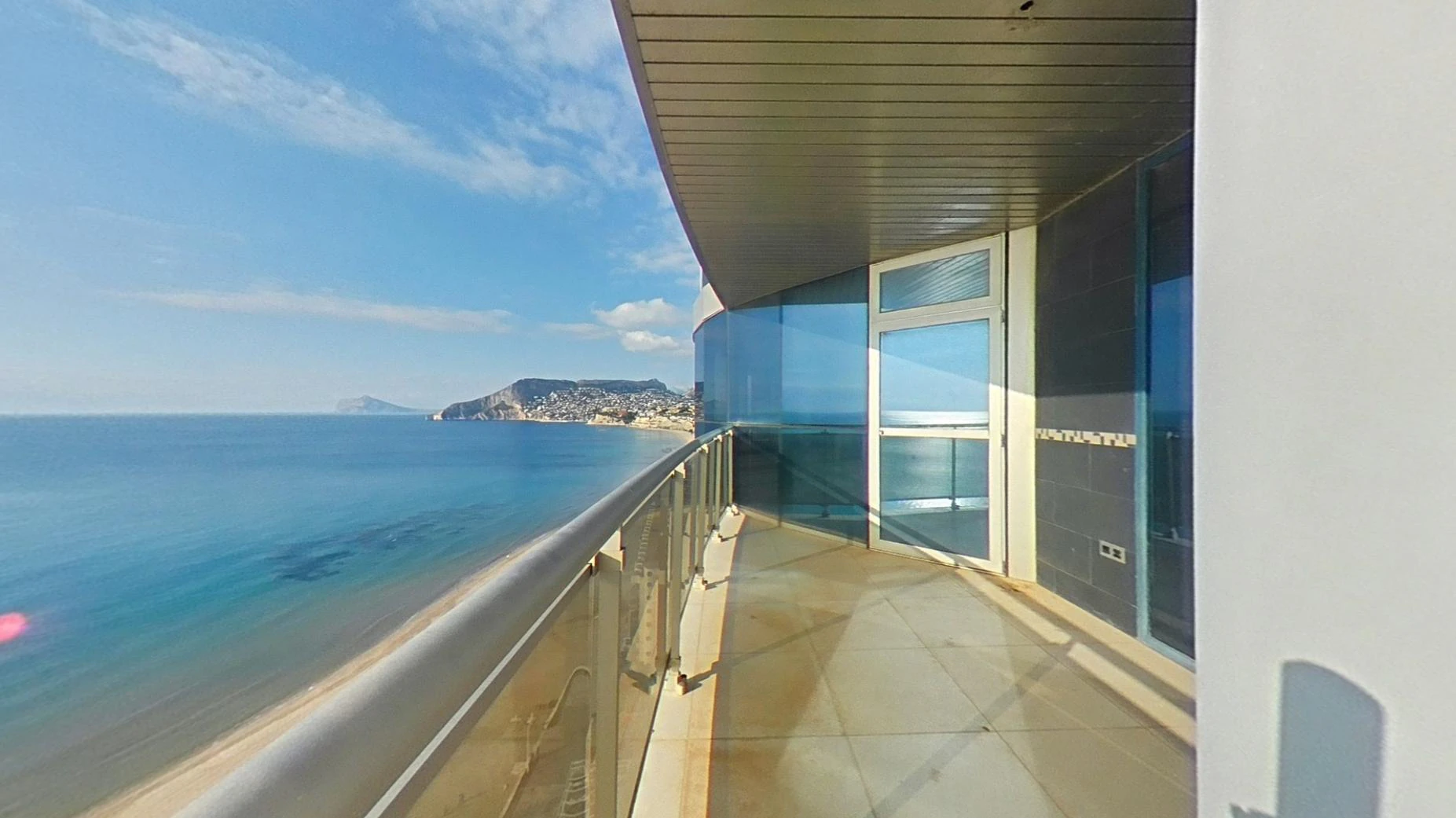 Espectacular Ático-Dúplex en primera línea de playa de Calpe