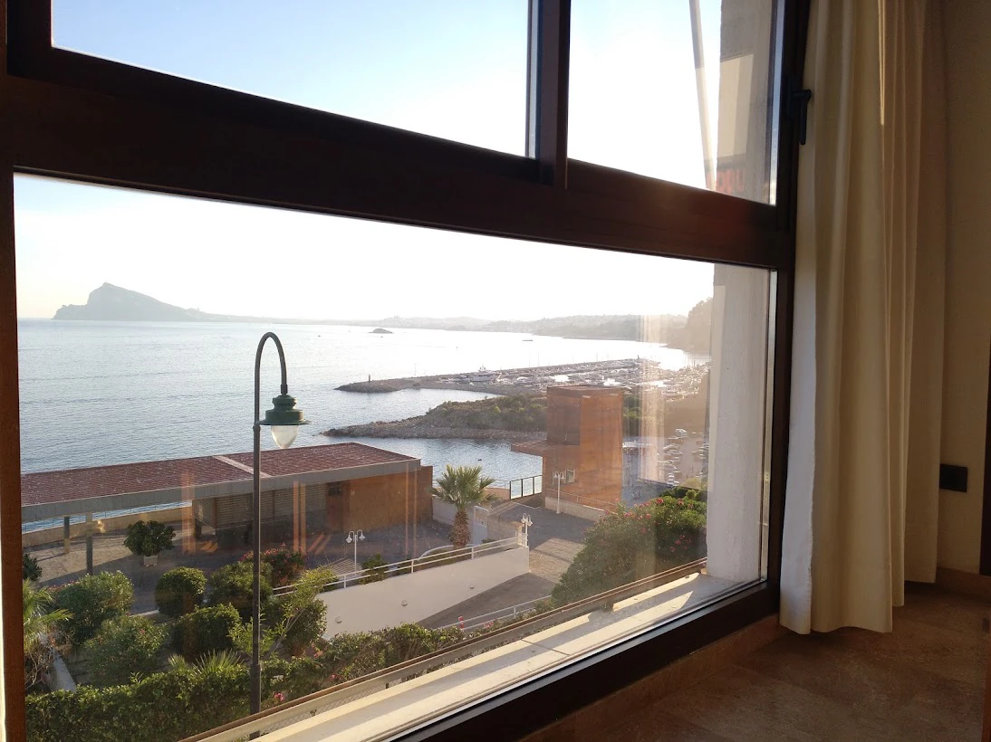 Erstaunliche Wohnung in Mascarat mit Meerblick