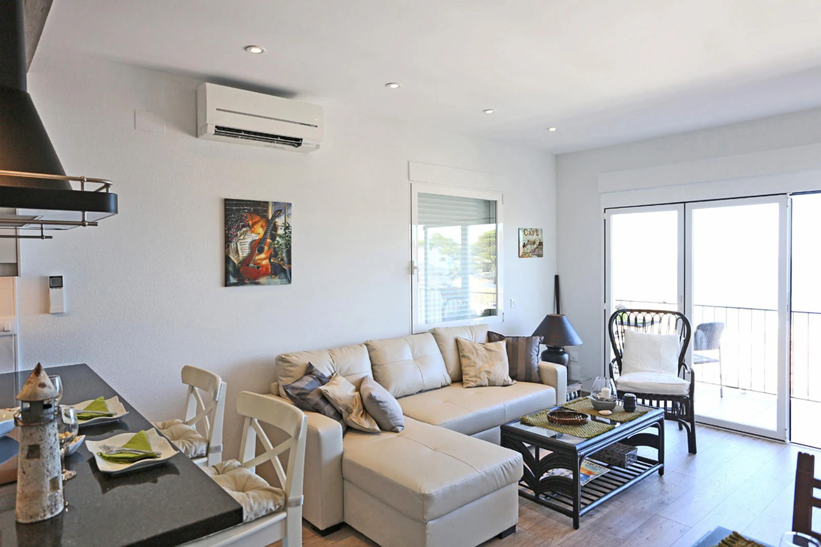 Precioso apartamento en Cap Negret con vistas al mar