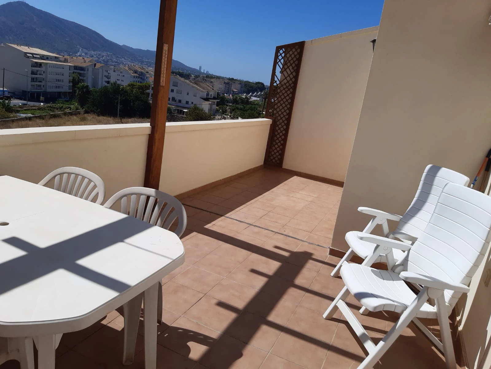 Precioso ático duplex con piscina y terraza panorámica sobre la Bahía de Altea