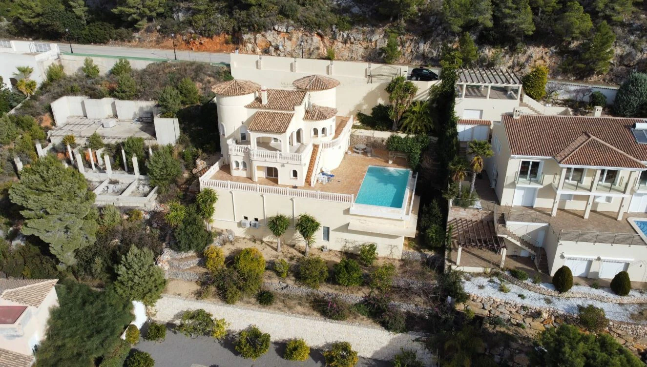 Chalet independiente en Altea Hills
