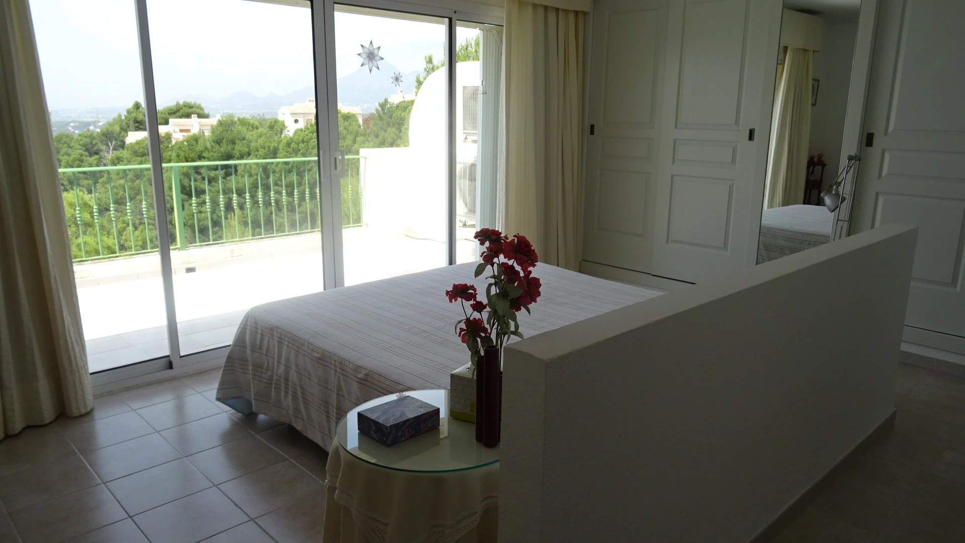 Precioso adosado con vistas en Altea Hills